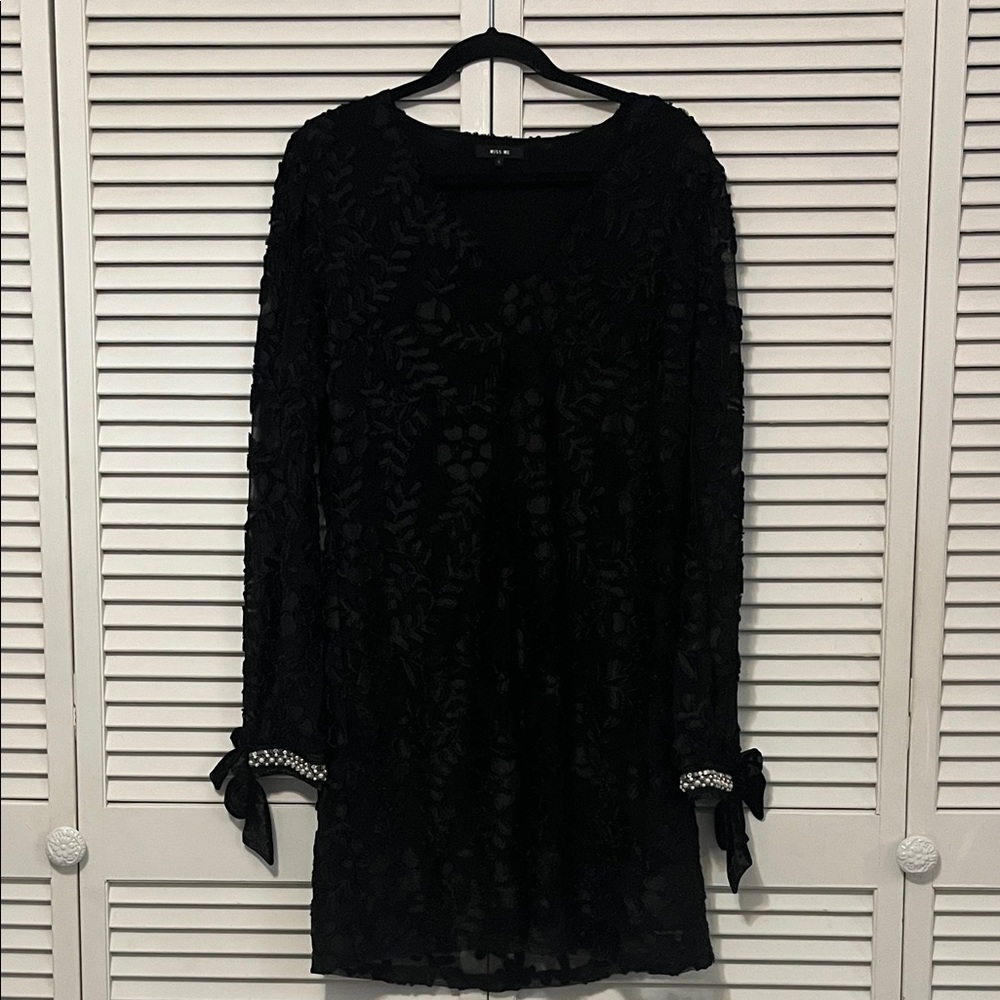 Miss Me Black Floral Velvet Dress NWOT